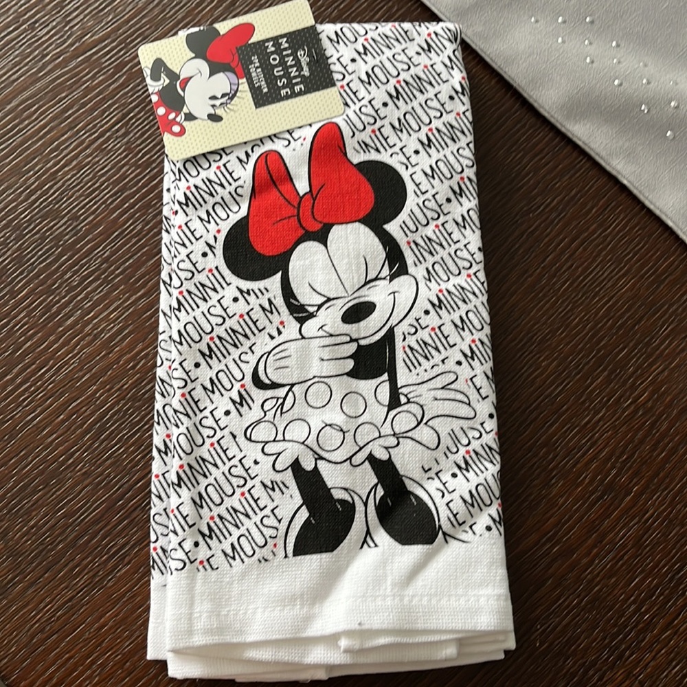 Disney Minnie Mouse - Picture 2 of 2